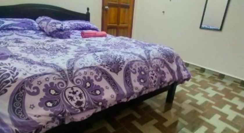 Oyo 90577 Safi Homestay Kuala Terengganu Buitenkant foto